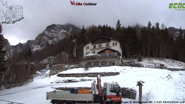 Frame dalla webcame del rifugio Bertagnoli in Alta Valle del Chiampo