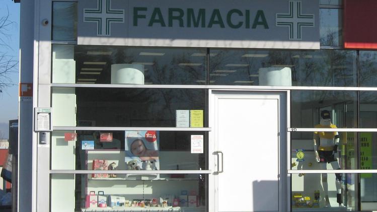 La farmacia Igea che ha subito il quinto furto in quattro anni