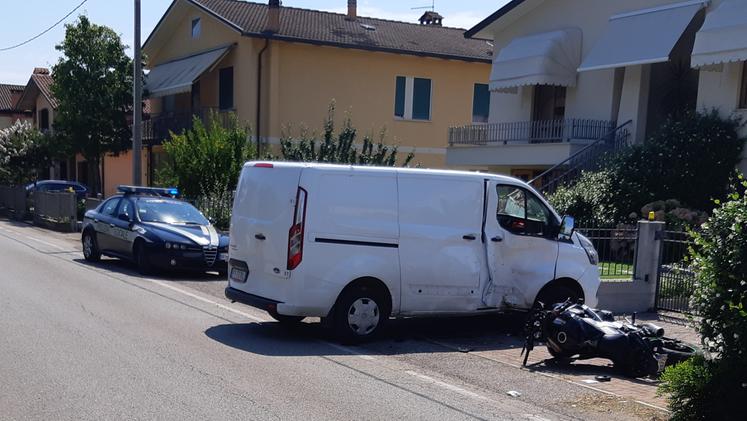 L'incidente avvenuto in via Roma a Montecchio Precalcino