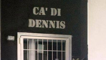 Il Ca' di Dennis chiuso dalla polizia (Foto Archivio)