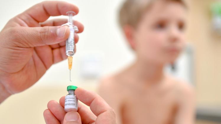 Influenza: vaccinazione gratis per bimbi da 6 mesi a 6 anni