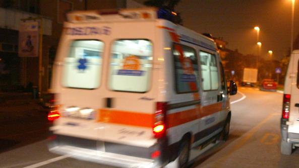 A Gambellara è intervenuta un'ambulanza del Suem. ARCHIVIO