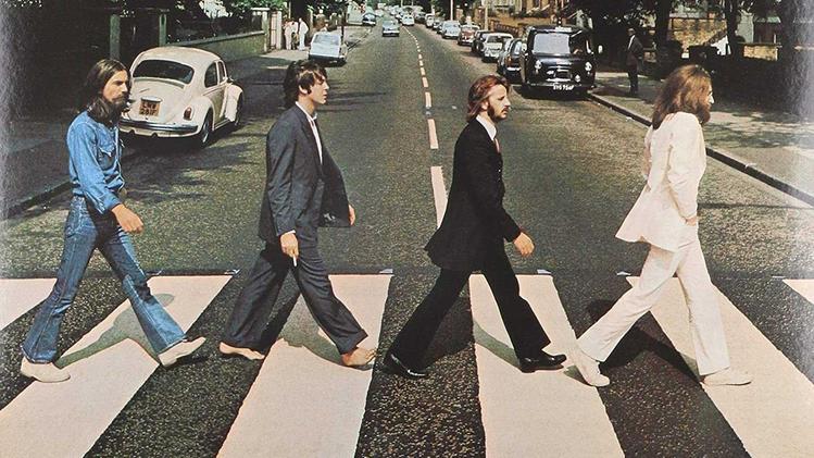 La copertina di "Abbey Road" dei Beatles