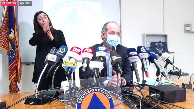 Zaia in una delle quotidiane conferenze stampa sull'andamento dell'epidemia in Veneto