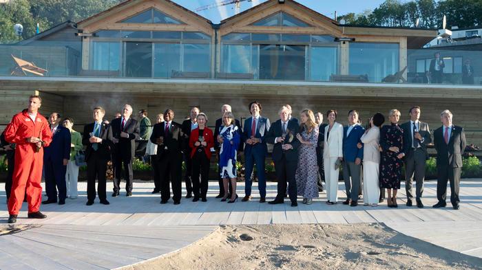 I partecipanti al G7 di Carbis Bay (Gran Bretagna)