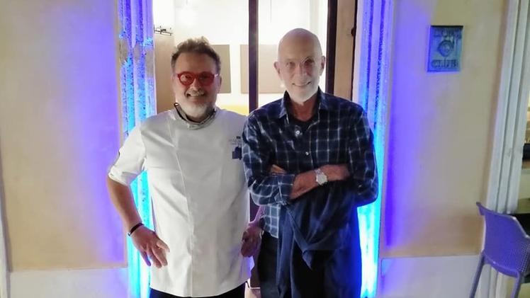 Gabriele Salvatores con il cuoco del ristorante Alle Acque