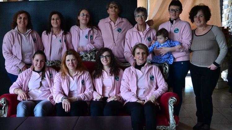 Il gruppo Le Penne rosa durante un incontro ad Arzignano nel 2016