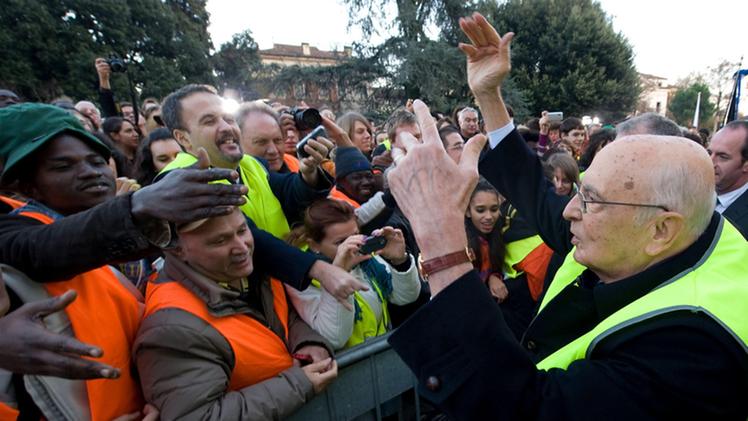 L'entusiasmo della gente e dei volontari che accolgono Napolitano a Vicenza