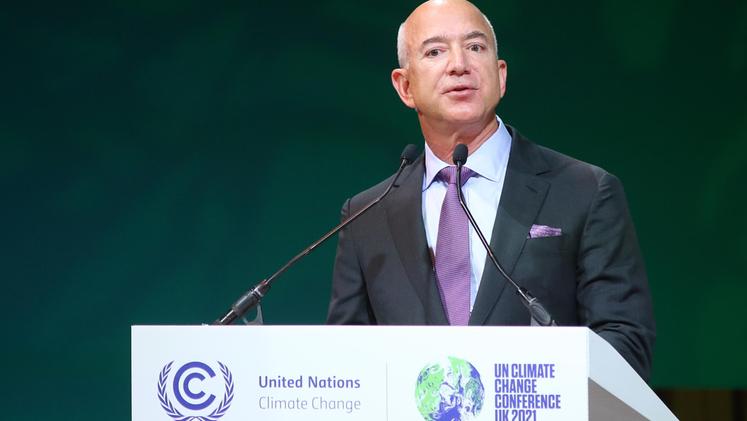 Jeff Bezos, patron Amazon, darà in beneficenza maggior parte della sua ricchezza