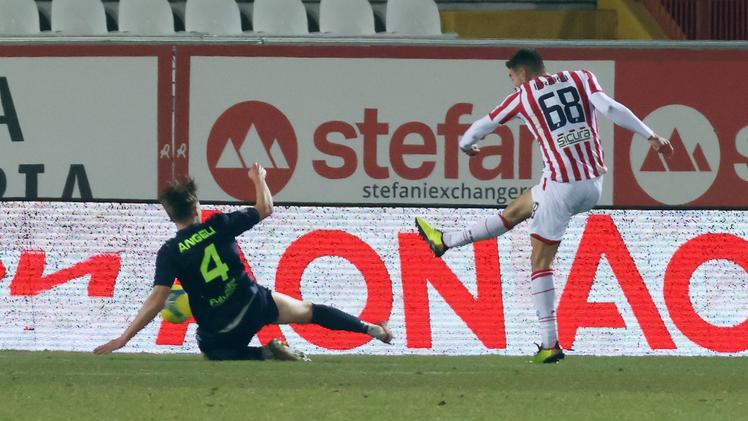 Il gol di Mario Ierardi in Vicenza-Renate (Foto STUDIOSTELLA/CISCATO)