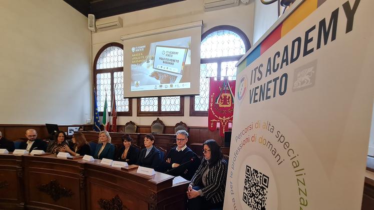 La presentazione dell'Itis Accademy Veneto in municipio a Bassano (Foto Ceccon)